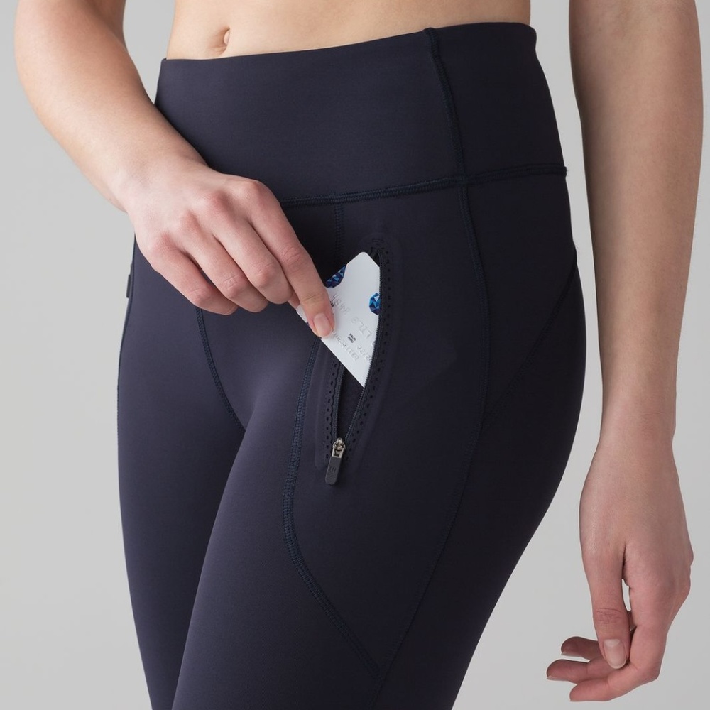 LULULEMON invigorate 7/8 tights